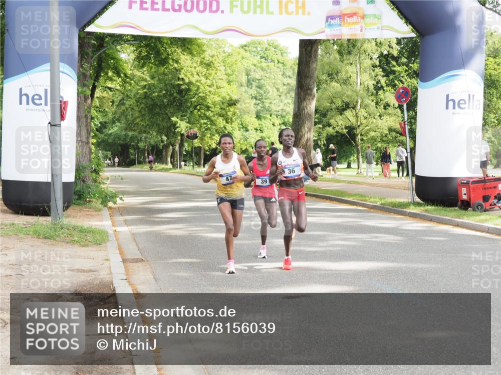 29.06.2025 - hella hamburg halbmarathon MichiJ http://msf.ph/oto/8156039 29.06.2025 10:03:35 Zwischen KM18-KM19 39 meine-sportfotos.de