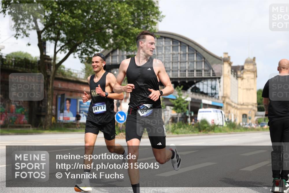 29.06.2025 - hella hamburg halbmarathon Yannick Fuchs http://msf.ph/oto/8156045 29.06.2025 10:16:34 20KM 6530, 11210, 14717, 14766, 14933, 16120, 16988, 17402 meine-sportfotos.de