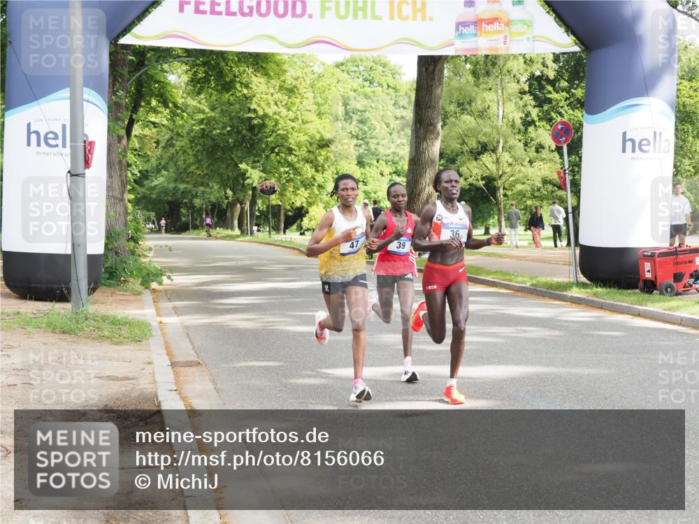 29.06.2025 - hella hamburg halbmarathon MichiJ http://msf.ph/oto/8156066 29.06.2025 10:03:36 Zwischen KM18-KM19 36, 39, 47 meine-sportfotos.de