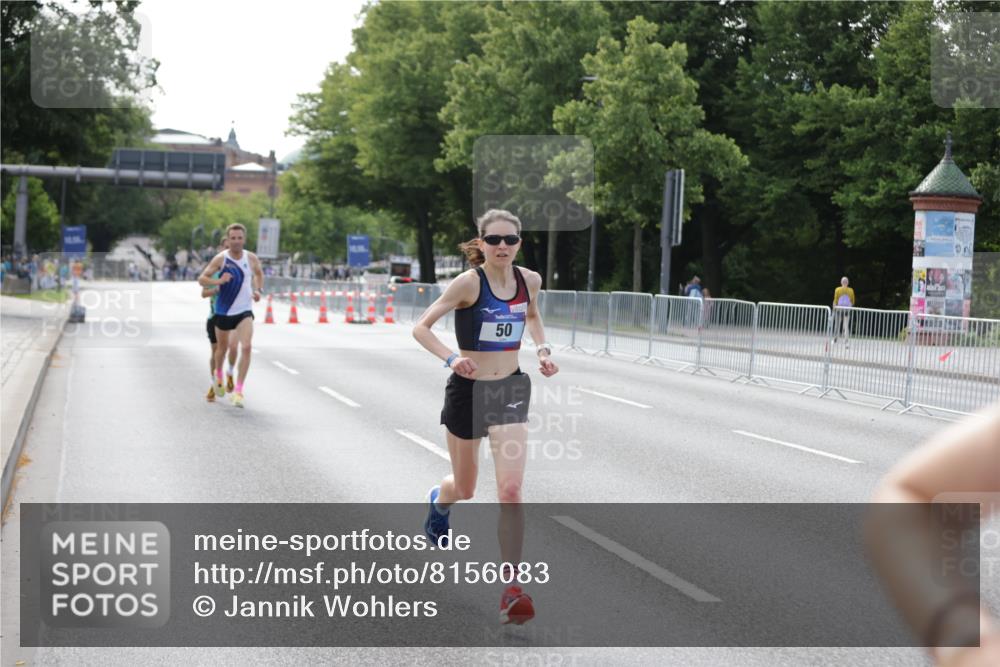 29.06.2025 - hella hamburg halbmarathon Jannik Wohlers http://msf.ph/oto/8156083 29.06.2025 09:37:25 Lombardsbrücke 45, 50, 3944, 12673 meine-sportfotos.de