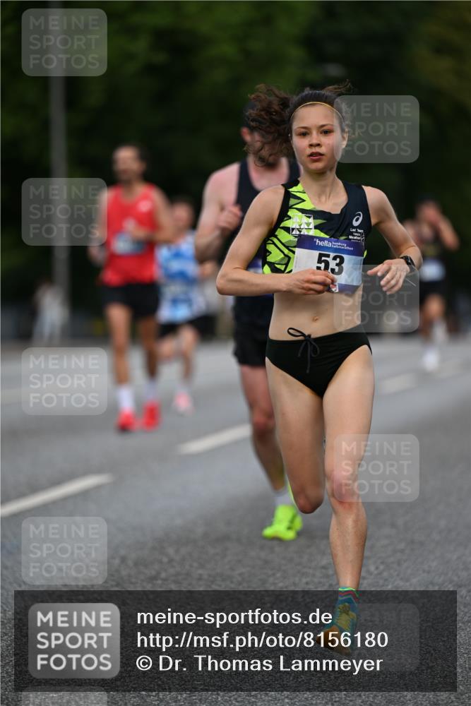 29.06.2025 - hella hamburg halbmarathon Dr. Thomas Lammeyer http://msf.ph/oto/8156180 29.06.2025 09:42:59 Kennedybrücke 35, 52, 53, 2659, 3720, 6380, 9255, 10650 meine-sportfotos.de