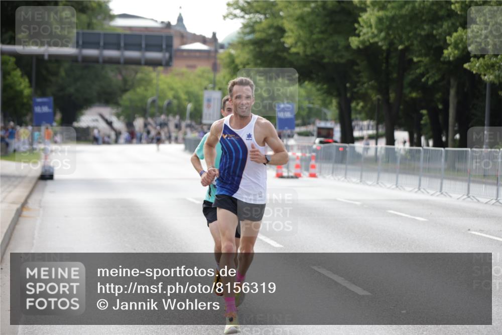 29.06.2025 - hella hamburg halbmarathon Jannik Wohlers http://msf.ph/oto/8156319 29.06.2025 09:37:27 Lombardsbrücke 45, 50, 3944, 12673 meine-sportfotos.de