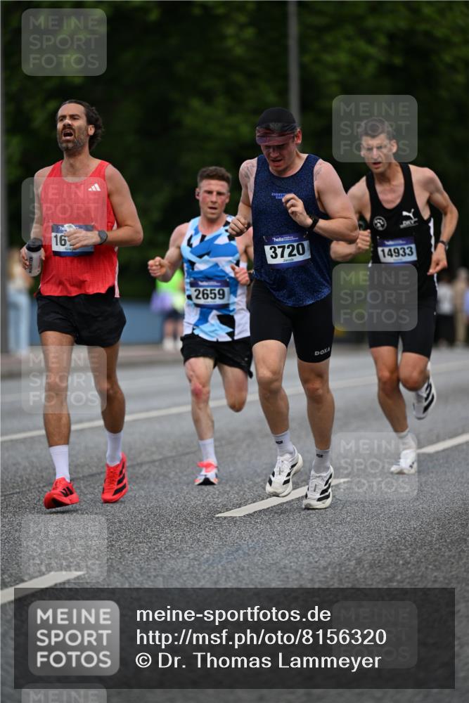 29.06.2025 - hella hamburg halbmarathon Dr. Thomas Lammeyer http://msf.ph/oto/8156320 29.06.2025 09:43:01 Kennedybrücke 35, 52, 53, 2659, 3720, 6380, 9255, 10650 meine-sportfotos.de