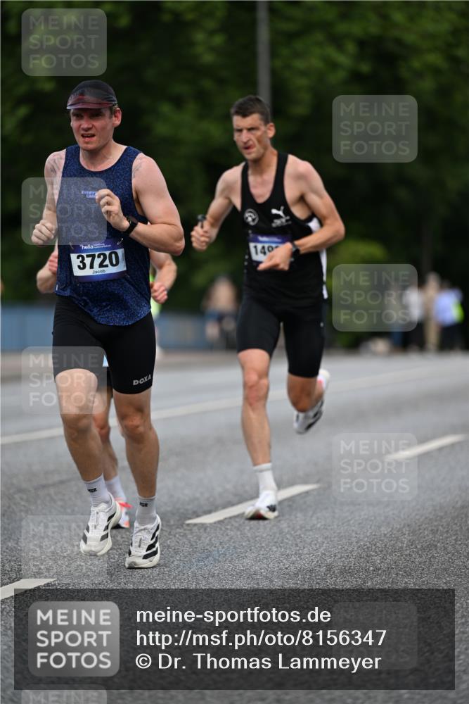 29.06.2025 - hella hamburg halbmarathon Dr. Thomas Lammeyer http://msf.ph/oto/8156347 29.06.2025 09:43:01 Kennedybrücke 35, 52, 53, 2659, 3720, 6380, 9255, 10650 meine-sportfotos.de