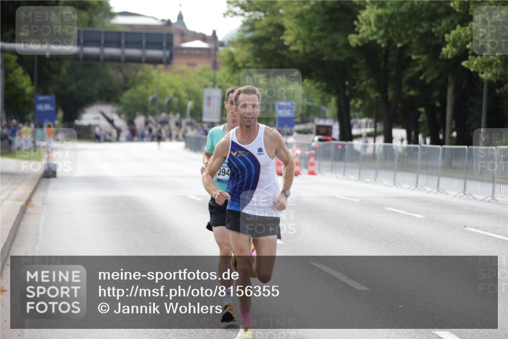 29.06.2025 - hella hamburg halbmarathon Jannik Wohlers http://msf.ph/oto/8156355 29.06.2025 09:37:27 Lombardsbrücke 45, 50, 3944, 12673 meine-sportfotos.de