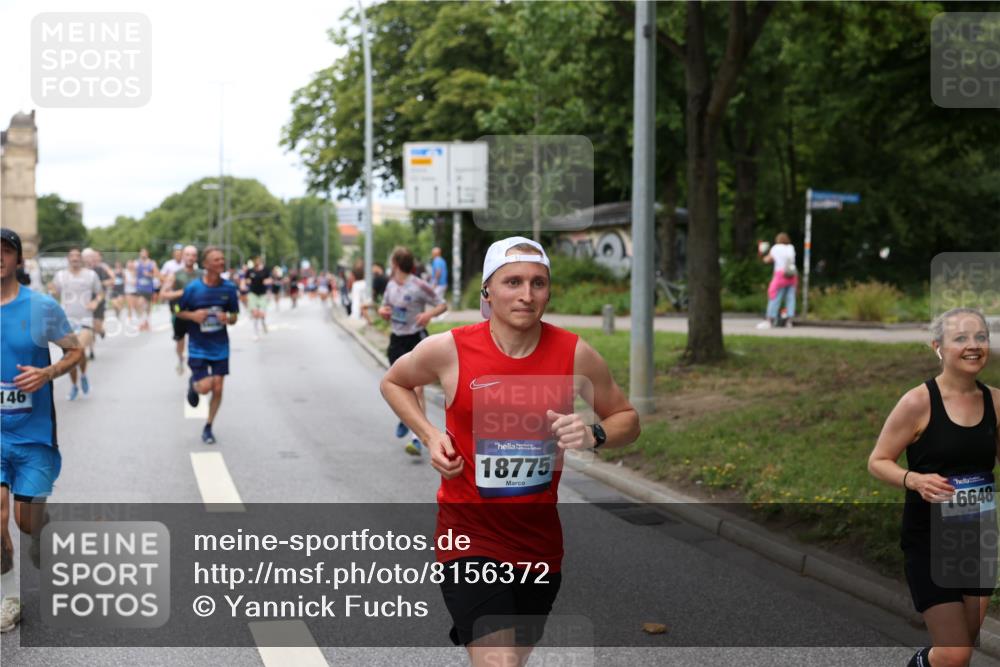 29.06.2025 - hella hamburg halbmarathon Yannick Fuchs http://msf.ph/oto/8156372 29.06.2025 10:38:18 20KM 1415, 1558, 2816, 3146, 3437, 3907, 4425, 4981, 5506, 5624, 5692, 6490, 6705, 6991, 7005, 7093, 7185, 7451, 8063, 8145, 8218, 8900, 9043, 9081, 9374, 9633, 9931, 10246, 10669, 10930, 11153, 11346, 11648, 11848, 12327, 12438, 12966, 13348, 13421, 13897, 13996, 14690, 14861, 15383, 15512, 15862, 15932, 16062, 16105, 16224, 16301, 16547, 16549, 16648, 16720, 17251, 17376, 17516, 17912, 18678, 18775, 18942, 19090 meine-sportfotos.de