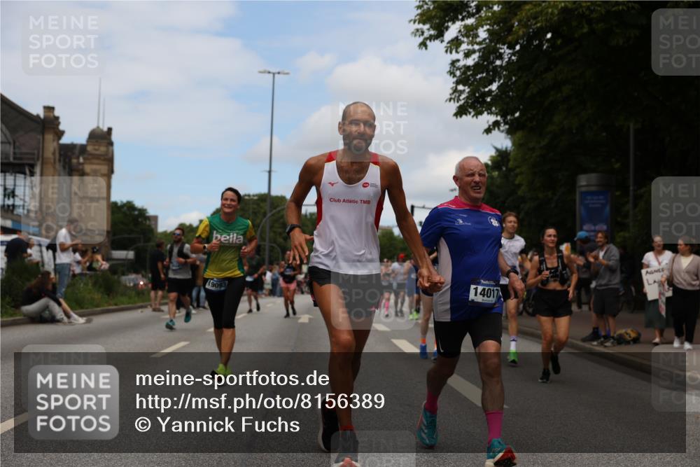 29.06.2025 - hella hamburg halbmarathon Yannick Fuchs http://msf.ph/oto/8156389 29.06.2025 11:16:26 20KM 1158, 1668, 2441, 2634, 2720, 2956, 3125, 3179, 3292, 4114, 4123, 5181, 5811, 5812, 6214, 6488, 6826, 7413, 8931, 9270, 9272, 9658, 9964, 9988, 10613, 11270, 11424, 13014, 13400, 13472, 13781, 13825, 14017, 14503, 15123, 15256, 15473, 15657, 15802, 16040, 16618, 16638, 16707, 16714, 16864, 16927, 17386, 17556, 17987, 18256, 18397, 19093 meine-sportfotos.de