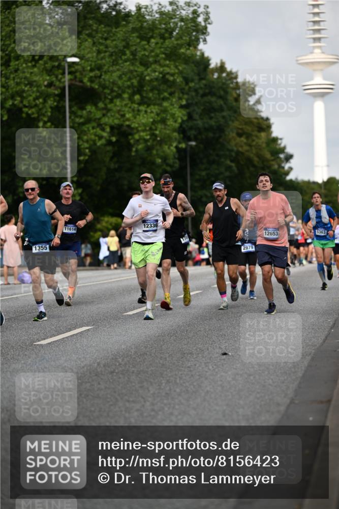 29.06.2025 - hella hamburg halbmarathon Dr. Thomas Lammeyer http://msf.ph/oto/8156423 29.06.2025 10:08:12 Kennedybrücke 1032, 1161, 1355, 1367, 1450, 2277, 2683, 2979, 3488, 4095, 4488, 4951, 5058, 5363, 6142, 6706, 7485, 8177, 8421, 8422, 8423, 8484, 9526, 9899 meine-sportfotos.de