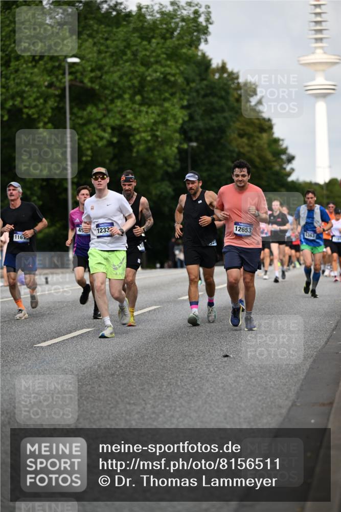 29.06.2025 - hella hamburg halbmarathon Dr. Thomas Lammeyer http://msf.ph/oto/8156511 29.06.2025 10:08:13 Kennedybrücke 1032, 1161, 1355, 1367, 1450, 2277, 2979, 3488, 4095, 4488, 4951, 5058, 5363, 6142, 6706, 7485, 8177, 8421, 8422, 8423, 8484, 9526, 9899 meine-sportfotos.de