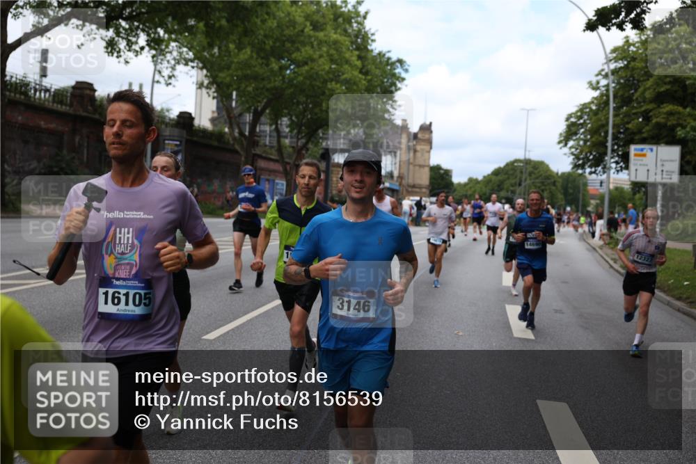 29.06.2025 - hella hamburg halbmarathon Yannick Fuchs http://msf.ph/oto/8156539 29.06.2025 10:38:19 20KM 1415, 1558, 2816, 3146, 3437, 3907, 4425, 4981, 5506, 5624, 5692, 6490, 6705, 6991, 7005, 7093, 7451, 8063, 8145, 8218, 8900, 9043, 9081, 9374, 9633, 9931, 10246, 10669, 10930, 11153, 11346, 11648, 11848, 12327, 12438, 12966, 13348, 13421, 13996, 14690, 14861, 15383, 15512, 15862, 15932, 16062, 16105, 16224, 16301, 16547, 16549, 16648, 16720, 17251, 17376, 17516, 17912, 18678, 18775, 18942, 19090 meine-sportfotos.de