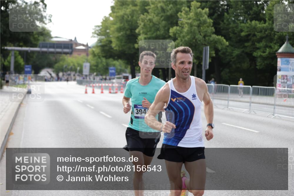 29.06.2025 - hella hamburg halbmarathon Jannik Wohlers http://msf.ph/oto/8156543 29.06.2025 09:37:28 Lombardsbrücke 45, 50, 3944, 12673 meine-sportfotos.de