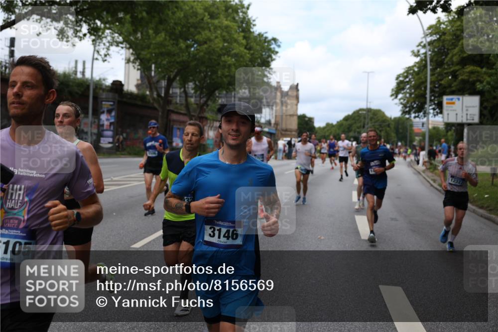 29.06.2025 - hella hamburg halbmarathon Yannick Fuchs http://msf.ph/oto/8156569 29.06.2025 10:38:19 20KM 1415, 1558, 2816, 3146, 3437, 3907, 4425, 4981, 5506, 5624, 5692, 6490, 6705, 6991, 7005, 7093, 7451, 8063, 8145, 8218, 8900, 9043, 9081, 9374, 9633, 9931, 10246, 10669, 10930, 11153, 11346, 11648, 11848, 12327, 12438, 12966, 13348, 13421, 13996, 14690, 14861, 15383, 15512, 15862, 15932, 16062, 16105, 16224, 16301, 16547, 16549, 16648, 16720, 17251, 17376, 17516, 17912, 18678, 18775, 18942, 19090 meine-sportfotos.de