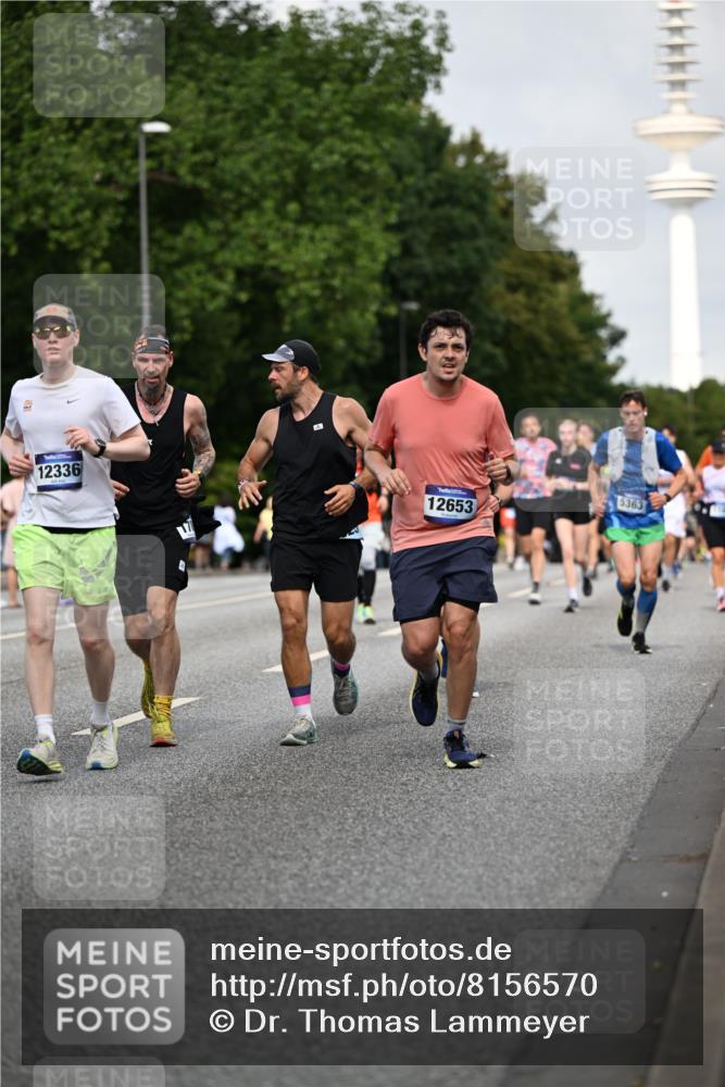 29.06.2025 - hella hamburg halbmarathon Dr. Thomas Lammeyer http://msf.ph/oto/8156570 29.06.2025 10:08:14 Kennedybrücke 1032, 1161, 1355, 1367, 1450, 2277, 2979, 3488, 4095, 4488, 4951, 5058, 5363, 6142, 6706, 7485, 8177, 8421, 8422, 8423, 8484, 9526, 9899, 10756 meine-sportfotos.de
