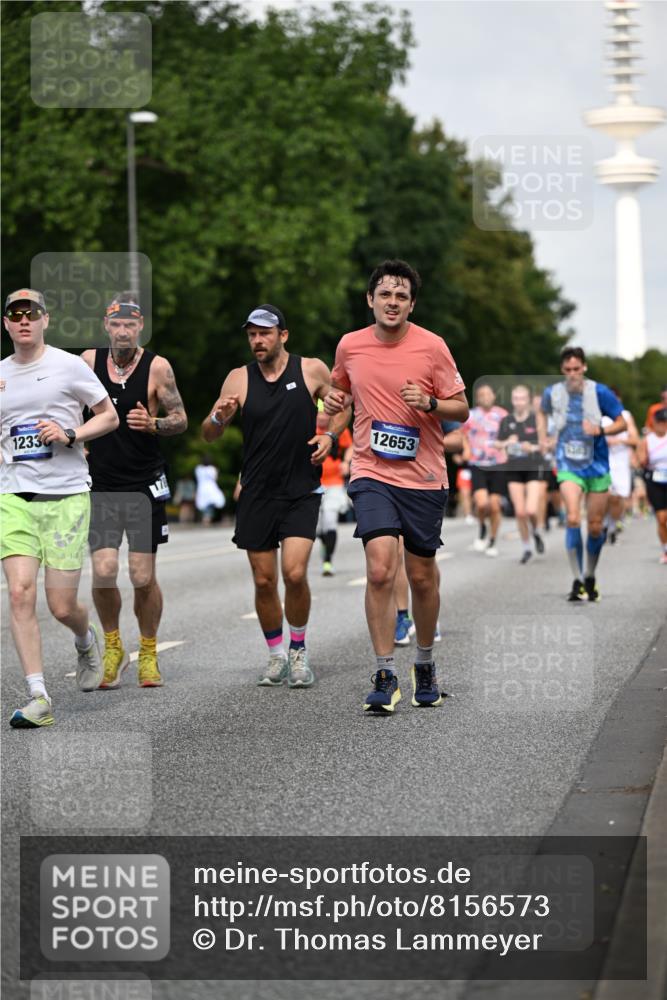 29.06.2025 - hella hamburg halbmarathon Dr. Thomas Lammeyer http://msf.ph/oto/8156573 29.06.2025 10:08:14 Kennedybrücke 1032, 1161, 1355, 1367, 1450, 2277, 2979, 3488, 4095, 4488, 4951, 5058, 5363, 6142, 6706, 7485, 8177, 8421, 8422, 8423, 8484, 9526, 9899, 10756 meine-sportfotos.de