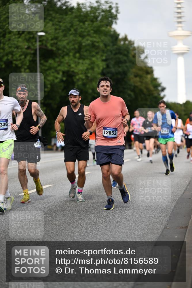 29.06.2025 - hella hamburg halbmarathon Dr. Thomas Lammeyer http://msf.ph/oto/8156589 29.06.2025 10:08:15 Kennedybrücke 1032, 1161, 1355, 1367, 1450, 2277, 2979, 3488, 4095, 4488, 4951, 5058, 5363, 5976, 6142, 6706, 6709, 7485, 8177, 8421, 8422, 8423, 8484, 9526, 9899, 10756 meine-sportfotos.de