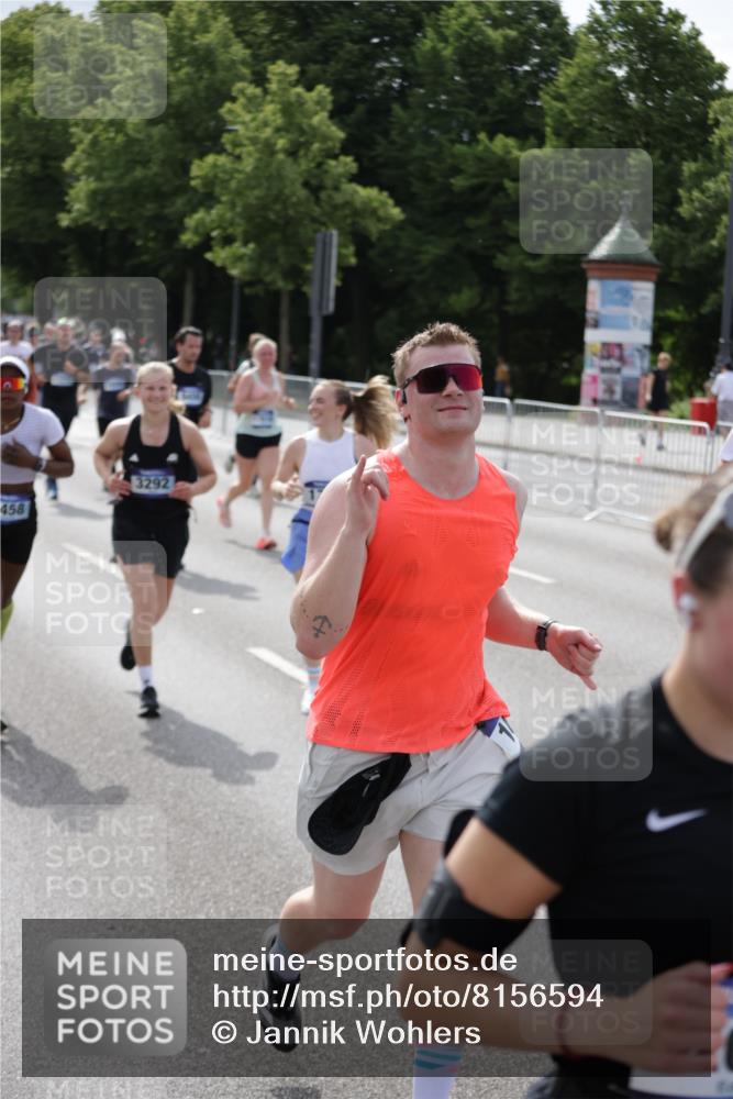 29.06.2025 - hella hamburg halbmarathon Jannik Wohlers http://msf.ph/oto/8156594 29.06.2025 10:17:18 Lombardsbrücke 1015, 1204, 1274, 1458, 1622, 1749, 1795, 2094, 2259, 2548, 3138, 3292, 4218, 5002, 5290, 5611, 5733, 6254, 6336, 6352, 6786, 7258, 7291, 7413, 7566, 7844, 8144, 9400, 9798, 9848, 10174, 10620, 10677, 11156, 11275, 11372, 11707, 11916, 12031, 12668, 12683, 14013, 14194, 14307, 14420, 14648, 14701, 14825, 14877, 15978, 16024, 16038, 16576, 16707, 17083, 17270, 17542, 17616, 18564, 19029 meine-sportfotos.de