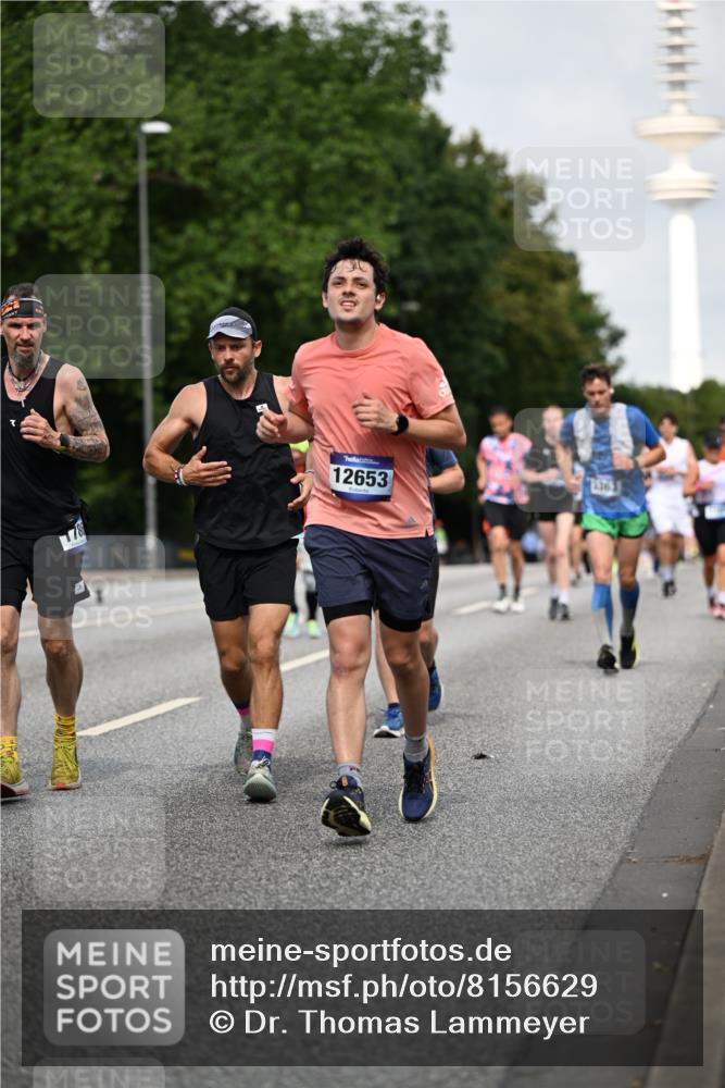 29.06.2025 - hella hamburg halbmarathon Dr. Thomas Lammeyer http://msf.ph/oto/8156629 29.06.2025 10:08:15 Kennedybrücke 1032, 1161, 1355, 1367, 1450, 2277, 2979, 3488, 4095, 4488, 4951, 5058, 5363, 5976, 6142, 6706, 6709, 7485, 8177, 8421, 8422, 8423, 8484, 9526, 9899, 10756 meine-sportfotos.de