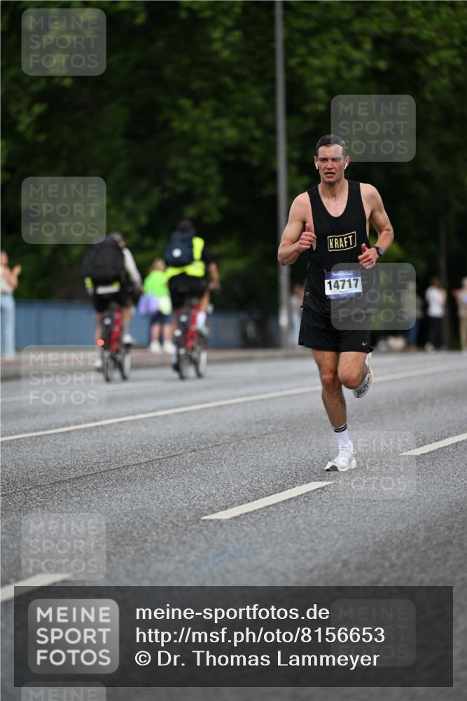 29.06.2025 - hella hamburg halbmarathon Dr. Thomas Lammeyer http://msf.ph/oto/8156653 29.06.2025 09:43:04 Kennedybrücke 34, 35, 52, 53, 54, 2659, 3720, 6530, 9255, 10650 meine-sportfotos.de