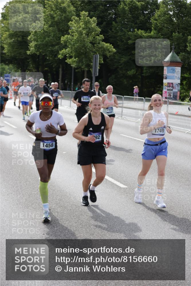 29.06.2025 - hella hamburg halbmarathon Jannik Wohlers http://msf.ph/oto/8156660 29.06.2025 10:17:19 Lombardsbrücke 1015, 1204, 1274, 1458, 1622, 1749, 1795, 2094, 2259, 2548, 3138, 3292, 4218, 5002, 5290, 5611, 5733, 6254, 6336, 6352, 6786, 7258, 7413, 8144, 9400, 9798, 9848, 10174, 10620, 10677, 10831, 11156, 11275, 11372, 11656, 11707, 11916, 12031, 12668, 12683, 13843, 14013, 14194, 14307, 14420, 14701, 14825, 14877, 15978, 16024, 16038, 16576, 16707, 17083, 17270, 17542, 17616, 18564, 19029 meine-sportfotos.de