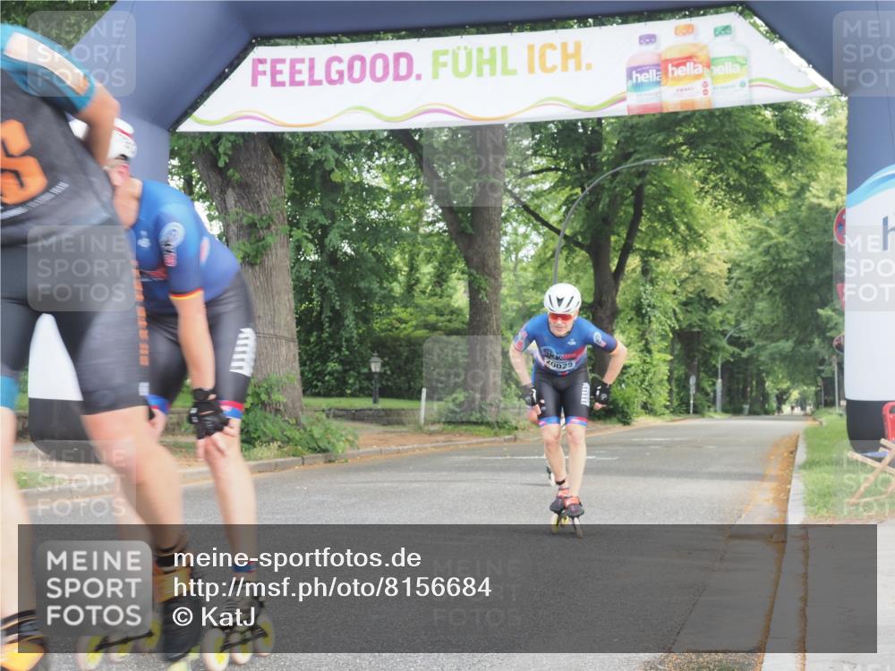 29.06.2025 - hella hamburg halbmarathon KatJ http://msf.ph/oto/8156684 29.06.2025 09:02:17 Zwischen KM18-KM19  meine-sportfotos.de