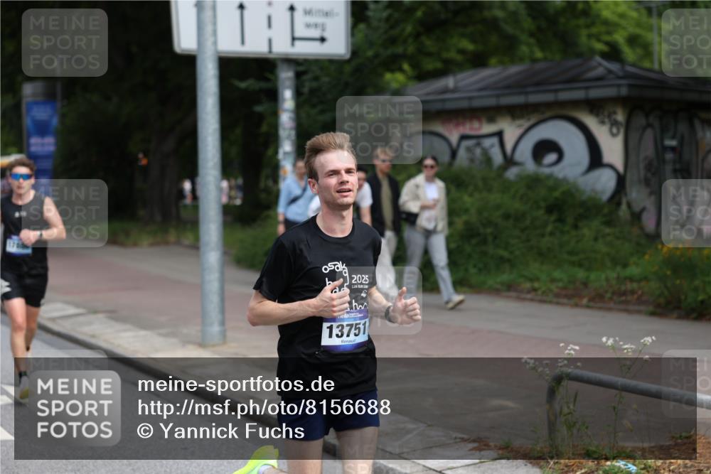 29.06.2025 - hella hamburg halbmarathon Yannick Fuchs http://msf.ph/oto/8156688 29.06.2025 10:17:37 20KM 3720, 9475, 13751, 16068, 17886 meine-sportfotos.de