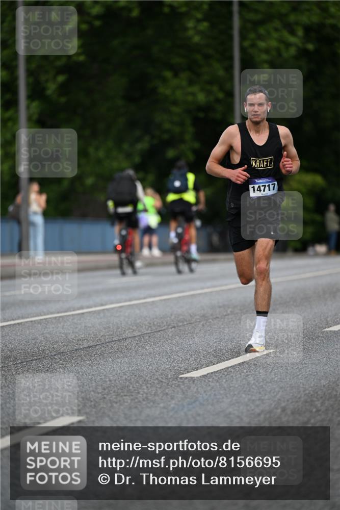 29.06.2025 - hella hamburg halbmarathon Dr. Thomas Lammeyer http://msf.ph/oto/8156695 29.06.2025 09:43:04 Kennedybrücke 34, 35, 52, 53, 54, 2659, 3720, 6530, 9255, 10650 meine-sportfotos.de