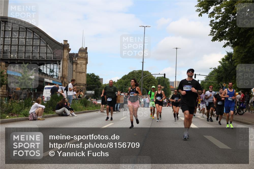 29.06.2025 - hella hamburg halbmarathon Yannick Fuchs http://msf.ph/oto/8156709 29.06.2025 11:16:30 20KM 1158, 1668, 2441, 2720, 2781, 2956, 3179, 3292, 4114, 4123, 5181, 6488, 6826, 7413, 8931, 9270, 9272, 9658, 9964, 9988, 10613, 11270, 11424, 13014, 13264, 13400, 13472, 13781, 13825, 14017, 14503, 14615, 15123, 15256, 15657, 15802, 16040, 16638, 16707, 16714, 16864, 16927, 17341, 17386, 17556, 17987, 18256, 18397, 19093 meine-sportfotos.de