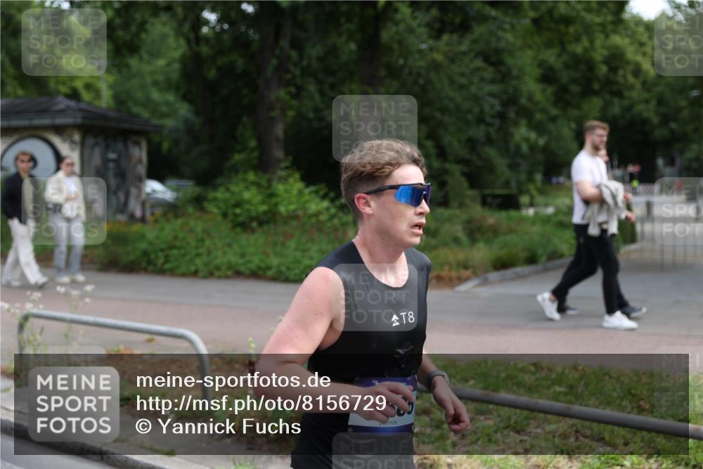 29.06.2025 - hella hamburg halbmarathon Yannick Fuchs http://msf.ph/oto/8156729 29.06.2025 10:17:39 20KM 3720, 9475, 13751, 17886 meine-sportfotos.de