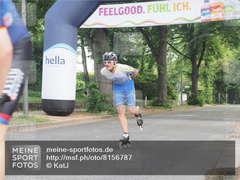 29.06.2025 - hella hamburg halbmarathon KatJ http://msf.ph/oto/8156787 29.06.2025 09:02:18 Zwischen KM18-KM19  meine-sportfotos.de