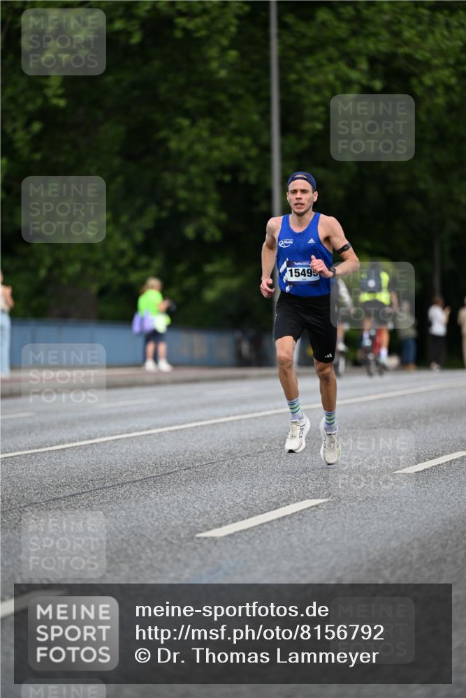 29.06.2025 - hella hamburg halbmarathon Dr. Thomas Lammeyer http://msf.ph/oto/8156792 29.06.2025 09:43:07 Kennedybrücke 34, 35, 52, 53, 54, 2659, 3720, 6530, 9255, 10650 meine-sportfotos.de