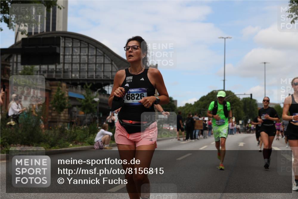 29.06.2025 - hella hamburg halbmarathon Yannick Fuchs http://msf.ph/oto/8156815 29.06.2025 11:16:32 20KM 1158, 1668, 2441, 2720, 2781, 2956, 3179, 3292, 4114, 4123, 5181, 6488, 6826, 7413, 8025, 8511, 8931, 9270, 9272, 9658, 9964, 9988, 10613, 11424, 13014, 13264, 13400, 13472, 13781, 13825, 14017, 14503, 14615, 15123, 15256, 15802, 16040, 16638, 16707, 16714, 16864, 16927, 17341, 17386, 17556, 17987, 18246, 18256, 18397, 19093 meine-sportfotos.de