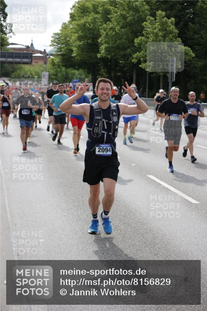 29.06.2025 - hella hamburg halbmarathon Jannik Wohlers http://msf.ph/oto/8156829 29.06.2025 10:17:21 Lombardsbrücke 1015, 1204, 1274, 1458, 1622, 1749, 1795, 2094, 2259, 2548, 3138, 3292, 4218, 5002, 5004, 5290, 5611, 5733, 6254, 6336, 6352, 6786, 7258, 7413, 8144, 8799, 9400, 9798, 9848, 9964, 10174, 10677, 10831, 11156, 11275, 11372, 11656, 11707, 11916, 12031, 12401, 12553, 12683, 13843, 14013, 14194, 14307, 14420, 14701, 14738, 14825, 15203, 15322, 15978, 16038, 16576, 16707, 17083, 17270, 17542, 17616, 19029 meine-sportfotos.de