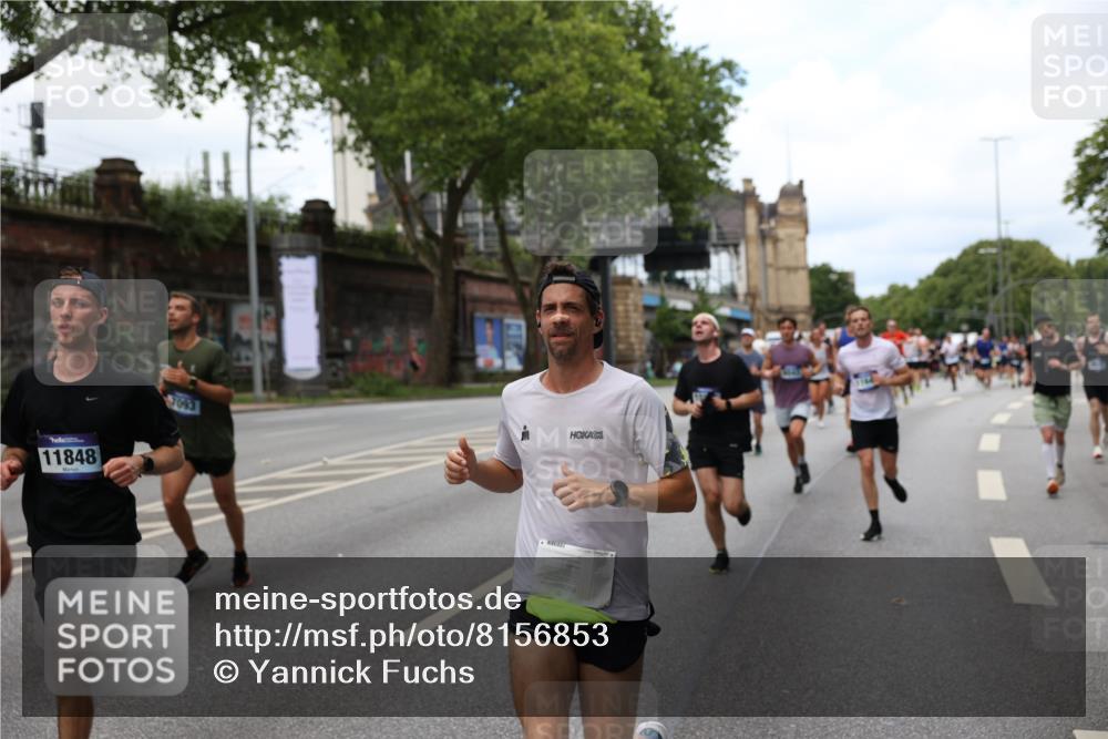 29.06.2025 - hella hamburg halbmarathon Yannick Fuchs http://msf.ph/oto/8156853 29.06.2025 10:38:22 20KM 1415, 1558, 2816, 3907, 4425, 4981, 4999, 5275, 5506, 5624, 5692, 6490, 6705, 6903, 6991, 7005, 7093, 7451, 8063, 8145, 8218, 8900, 9043, 9081, 9374, 9633, 9931, 10193, 10246, 10669, 10930, 11153, 11346, 11648, 11848, 12327, 12438, 12554, 12966, 13421, 13996, 14690, 14798, 14861, 15512, 15862, 16062, 16224, 16301, 16316, 16547, 16549, 16720, 17251, 17376, 17516, 17912, 18678, 18942 meine-sportfotos.de