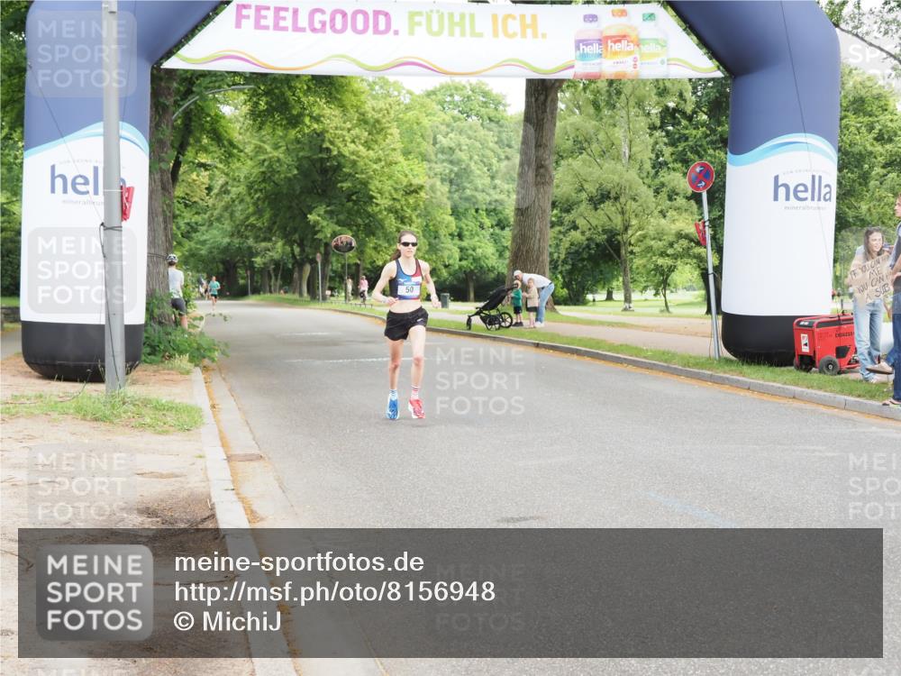 29.06.2025 - hella hamburg halbmarathon MichiJ http://msf.ph/oto/8156948 29.06.2025 10:07:05 Zwischen KM18-KM19  meine-sportfotos.de