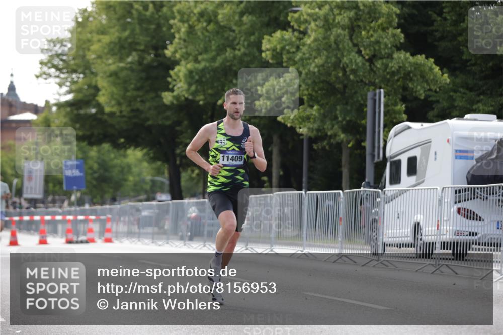 29.06.2025 - hella hamburg halbmarathon Jannik Wohlers http://msf.ph/oto/8156953 29.06.2025 09:37:59 Lombardsbrücke 4116, 11409 meine-sportfotos.de