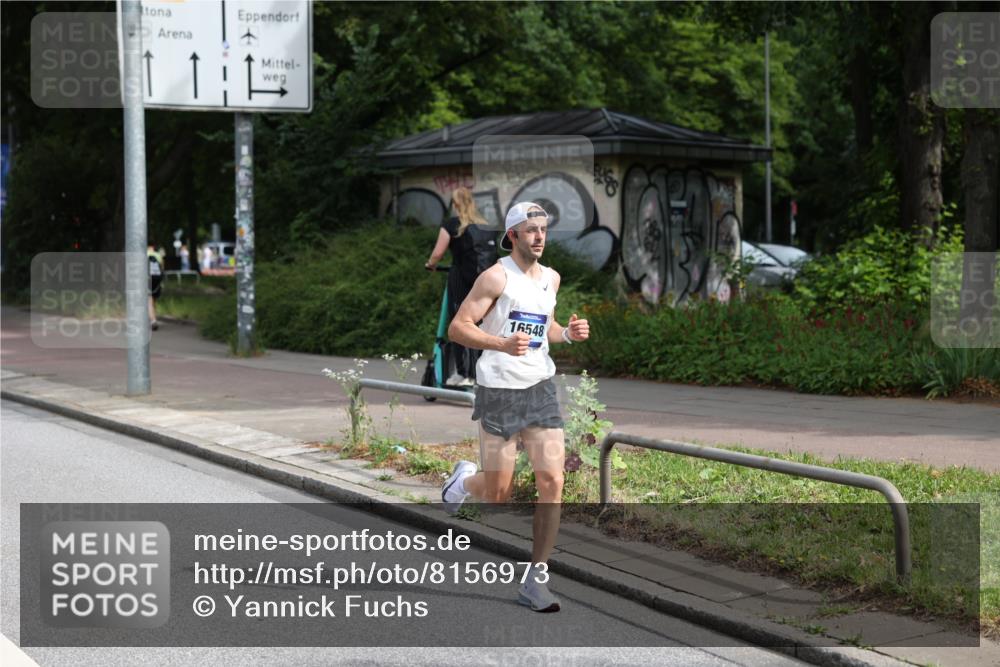29.06.2025 - hella hamburg halbmarathon Yannick Fuchs http://msf.ph/oto/8156973 29.06.2025 10:18:04 20KM 2618, 4128, 4571, 11624, 16548, 18693, 18897 meine-sportfotos.de