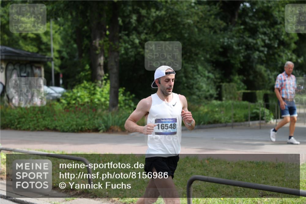 29.06.2025 - hella hamburg halbmarathon Yannick Fuchs http://msf.ph/oto/8156986 29.06.2025 10:18:05 20KM 35, 52, 2618, 4128, 4571, 11624, 16548, 18693, 18897 meine-sportfotos.de