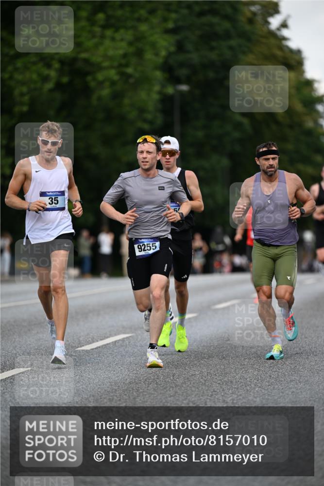 29.06.2025 - hella hamburg halbmarathon Dr. Thomas Lammeyer http://msf.ph/oto/8157010 29.06.2025 09:43:13 Kennedybrücke 34, 35, 52, 54, 2659, 3720, 6530, 9255, 10650 meine-sportfotos.de