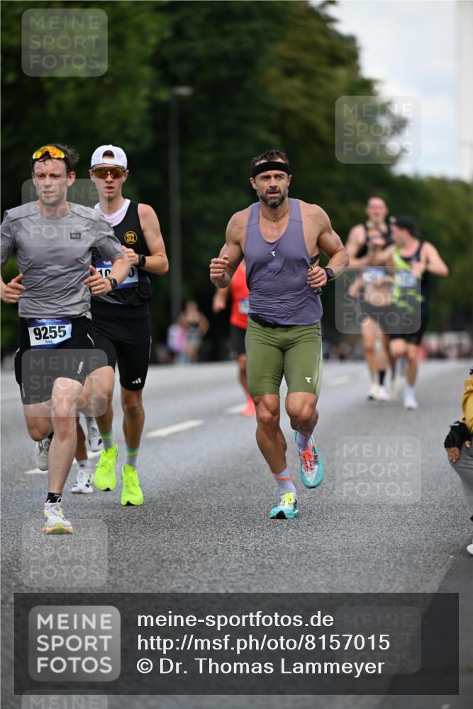 29.06.2025 - hella hamburg halbmarathon Dr. Thomas Lammeyer http://msf.ph/oto/8157015 29.06.2025 09:43:14 Kennedybrücke 34, 35, 52, 54, 2659, 3720, 6530, 9255, 9447, 10650 meine-sportfotos.de