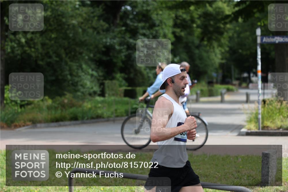 29.06.2025 - hella hamburg halbmarathon Yannick Fuchs http://msf.ph/oto/8157022 29.06.2025 10:18:06 20KM 35, 52, 2618, 4128, 4571, 11624, 16548, 18693, 18897 meine-sportfotos.de