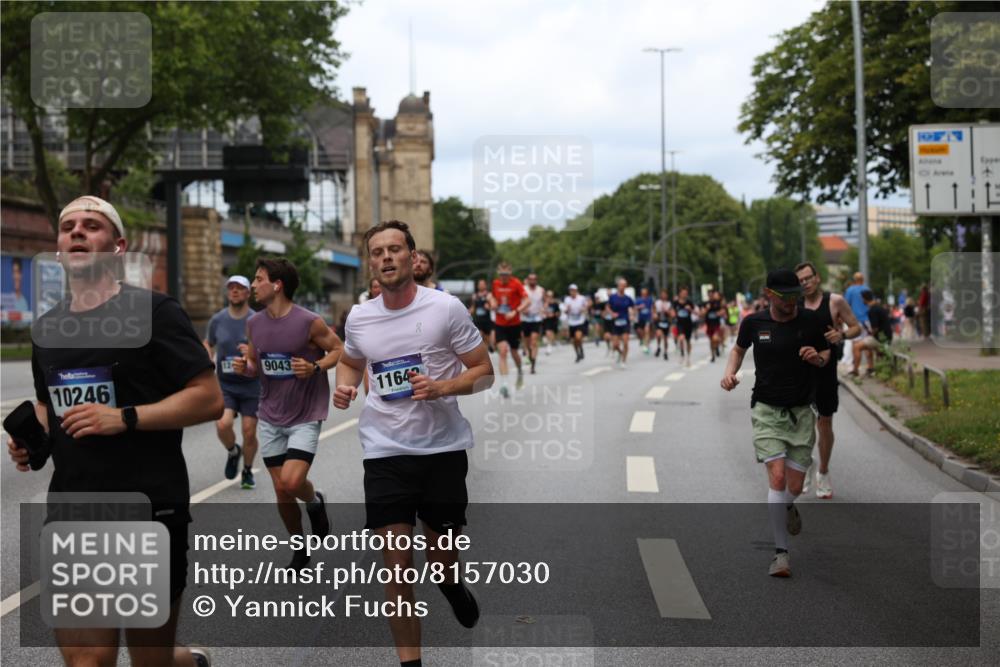 29.06.2025 - hella hamburg halbmarathon Yannick Fuchs http://msf.ph/oto/8157030 29.06.2025 10:38:24 20KM 1415, 1558, 2816, 3021, 3907, 4425, 4981, 4999, 5275, 5624, 5692, 6490, 6705, 6903, 6991, 7005, 7093, 8063, 8145, 8218, 8722, 8900, 9043, 9081, 9374, 9444, 9633, 9931, 10193, 10246, 10669, 10930, 11153, 11346, 11648, 11848, 12327, 12438, 12554, 12966, 13421, 13996, 14798, 14861, 15225, 15233, 15512, 15862, 16062, 16224, 16301, 16316, 16547, 16549, 16720, 17251, 17376, 17516, 17729, 17912, 18678, 18942 meine-sportfotos.de