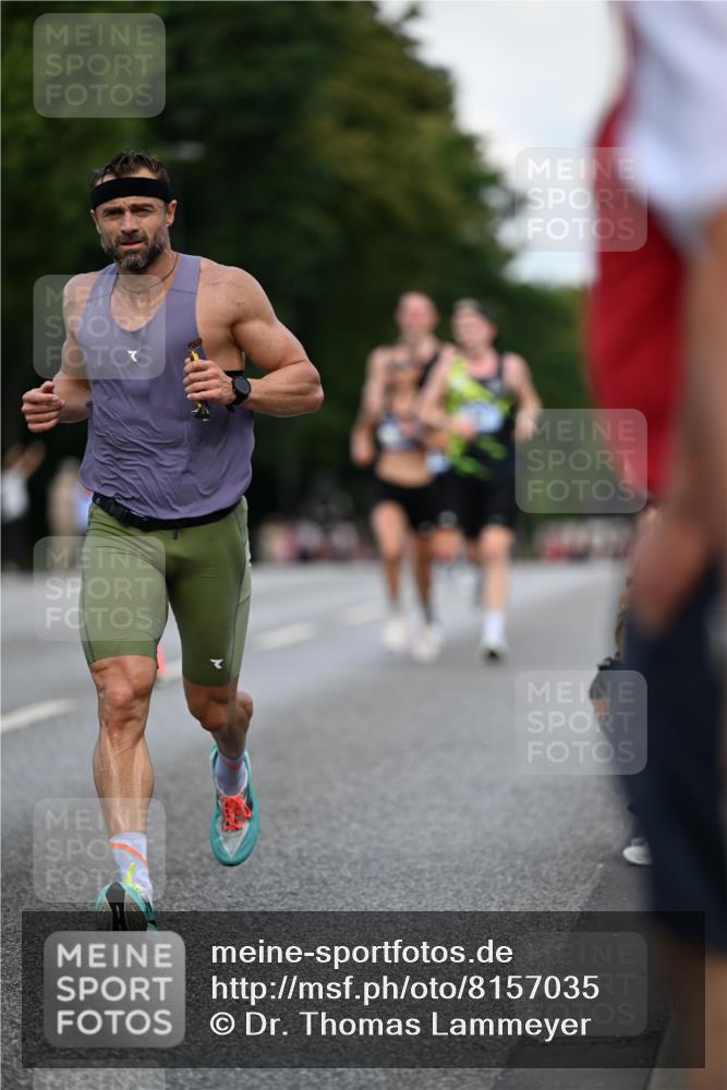29.06.2025 - hella hamburg halbmarathon Dr. Thomas Lammeyer http://msf.ph/oto/8157035 29.06.2025 09:43:15 Kennedybrücke 34, 35, 52, 54, 2659, 6530, 9255, 9447, 10650 meine-sportfotos.de