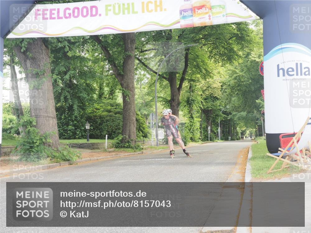 29.06.2025 - hella hamburg halbmarathon KatJ http://msf.ph/oto/8157043 29.06.2025 09:02:49 Zwischen KM18-KM19  meine-sportfotos.de