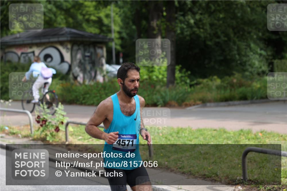 29.06.2025 - hella hamburg halbmarathon Yannick Fuchs http://msf.ph/oto/8157056 29.06.2025 10:18:07 20KM 35, 52, 2618, 4128, 4571, 11624, 16548, 18693, 18897 meine-sportfotos.de