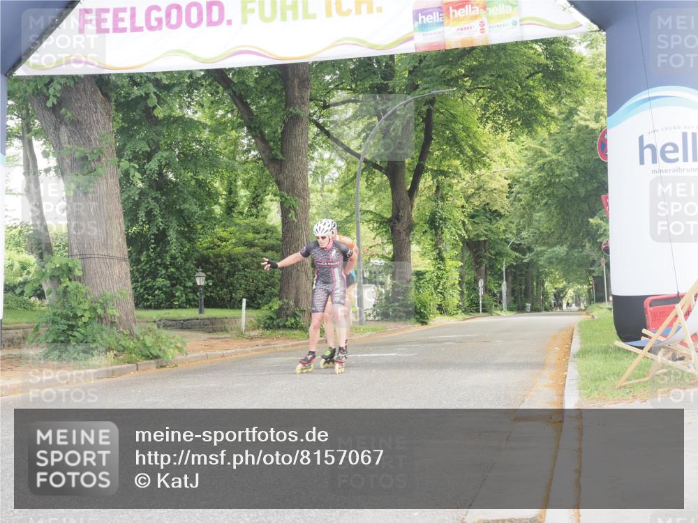 29.06.2025 - hella hamburg halbmarathon KatJ http://msf.ph/oto/8157067 29.06.2025 09:02:49 Zwischen KM18-KM19  meine-sportfotos.de