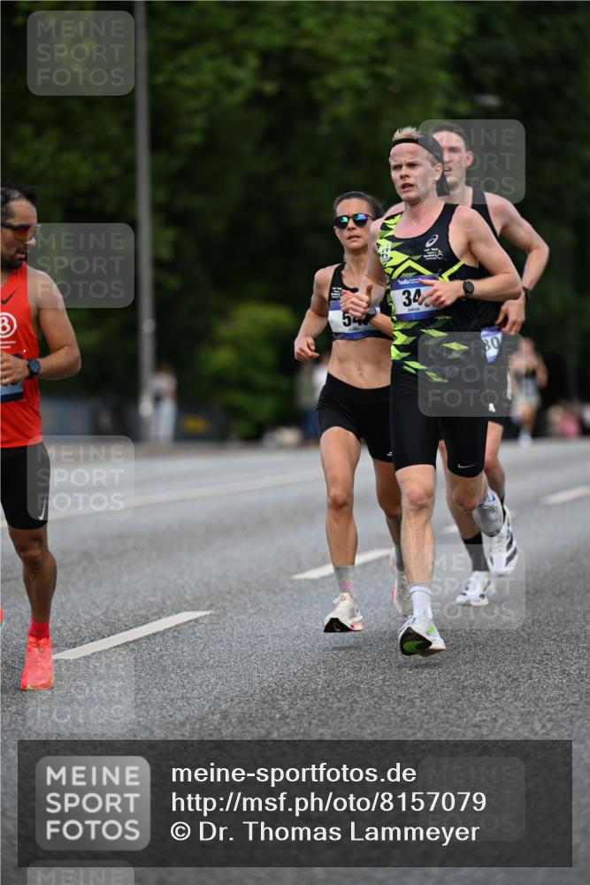 29.06.2025 - hella hamburg halbmarathon Dr. Thomas Lammeyer http://msf.ph/oto/8157079 29.06.2025 09:43:18 Kennedybrücke 34, 35, 52, 54, 6530, 9255, 9447, 10650 meine-sportfotos.de