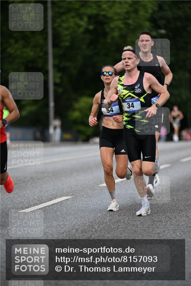 29.06.2025 - hella hamburg halbmarathon Dr. Thomas Lammeyer http://msf.ph/oto/8157093 29.06.2025 09:43:18 Kennedybrücke 34, 35, 52, 54, 6530, 9255, 9447, 10650 meine-sportfotos.de