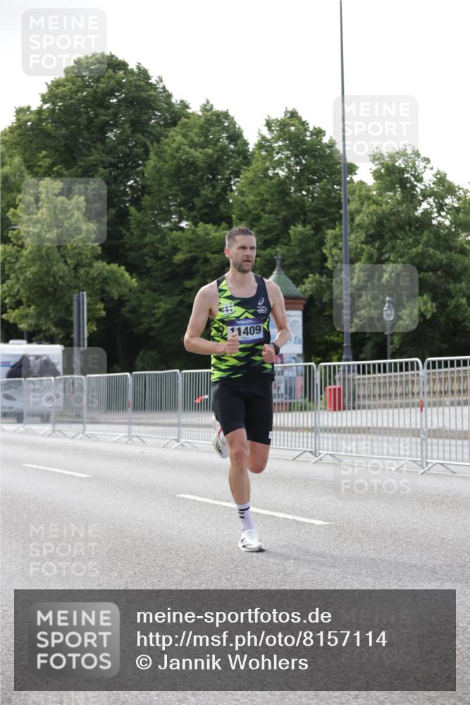 29.06.2025 - hella hamburg halbmarathon Jannik Wohlers http://msf.ph/oto/8157114 29.06.2025 09:38:01 Lombardsbrücke 4116, 11409 meine-sportfotos.de