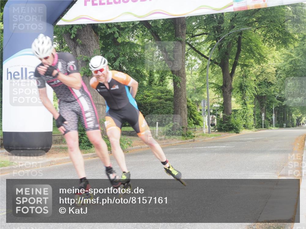 29.06.2025 - hella hamburg halbmarathon KatJ http://msf.ph/oto/8157161 29.06.2025 09:02:51 Zwischen KM18-KM19  meine-sportfotos.de