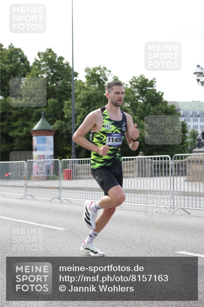 29.06.2025 - hella hamburg halbmarathon Jannik Wohlers http://msf.ph/oto/8157163 29.06.2025 09:38:01 Lombardsbrücke 4116, 11409 meine-sportfotos.de